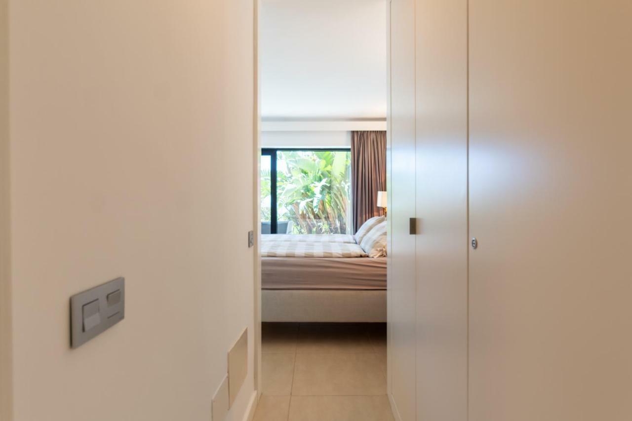 Monte Del Moro Apartment